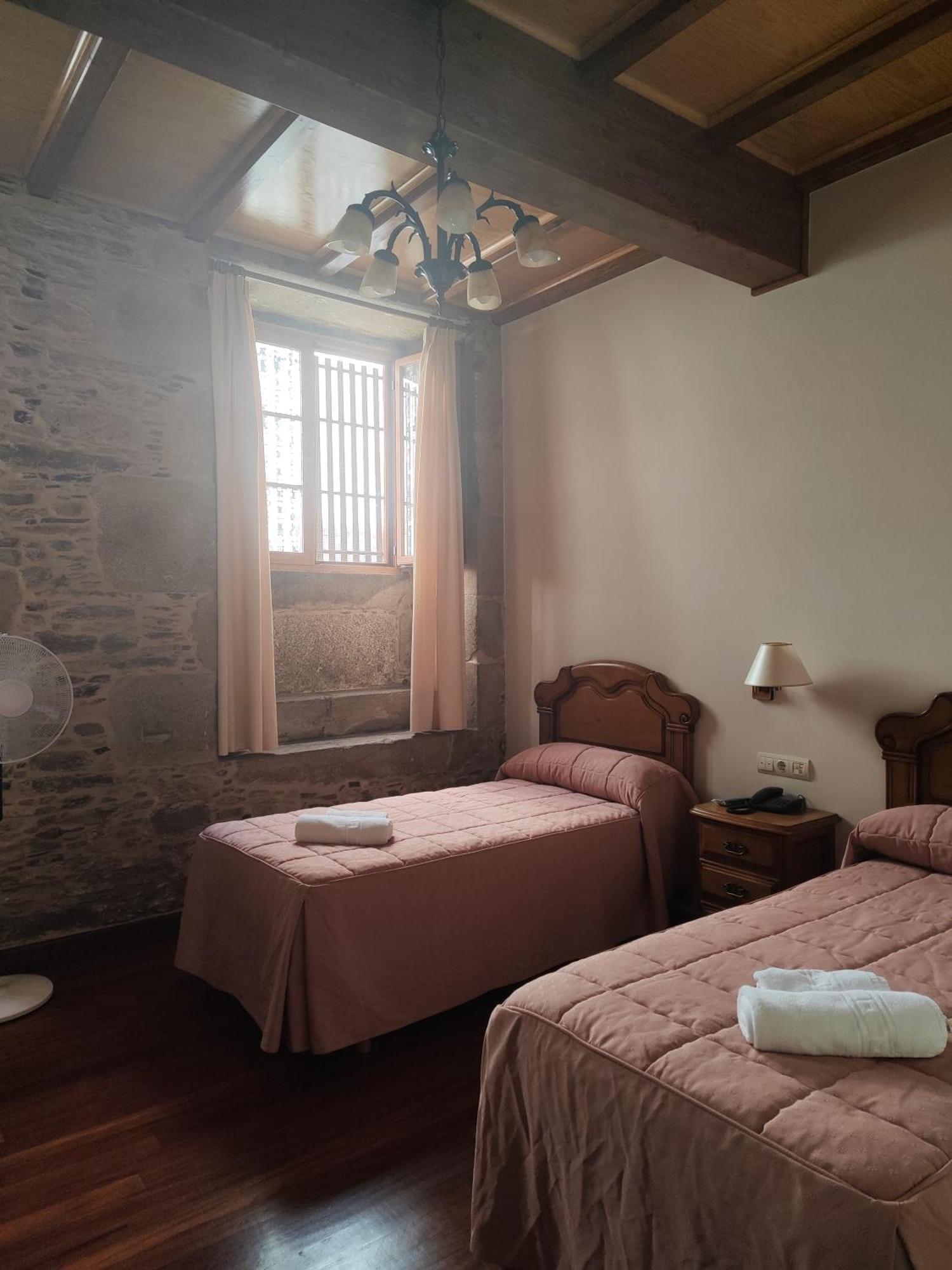 Pico Sacro II Hotel סנטיאגו דה קומפוסטלה מראה חיצוני תמונה