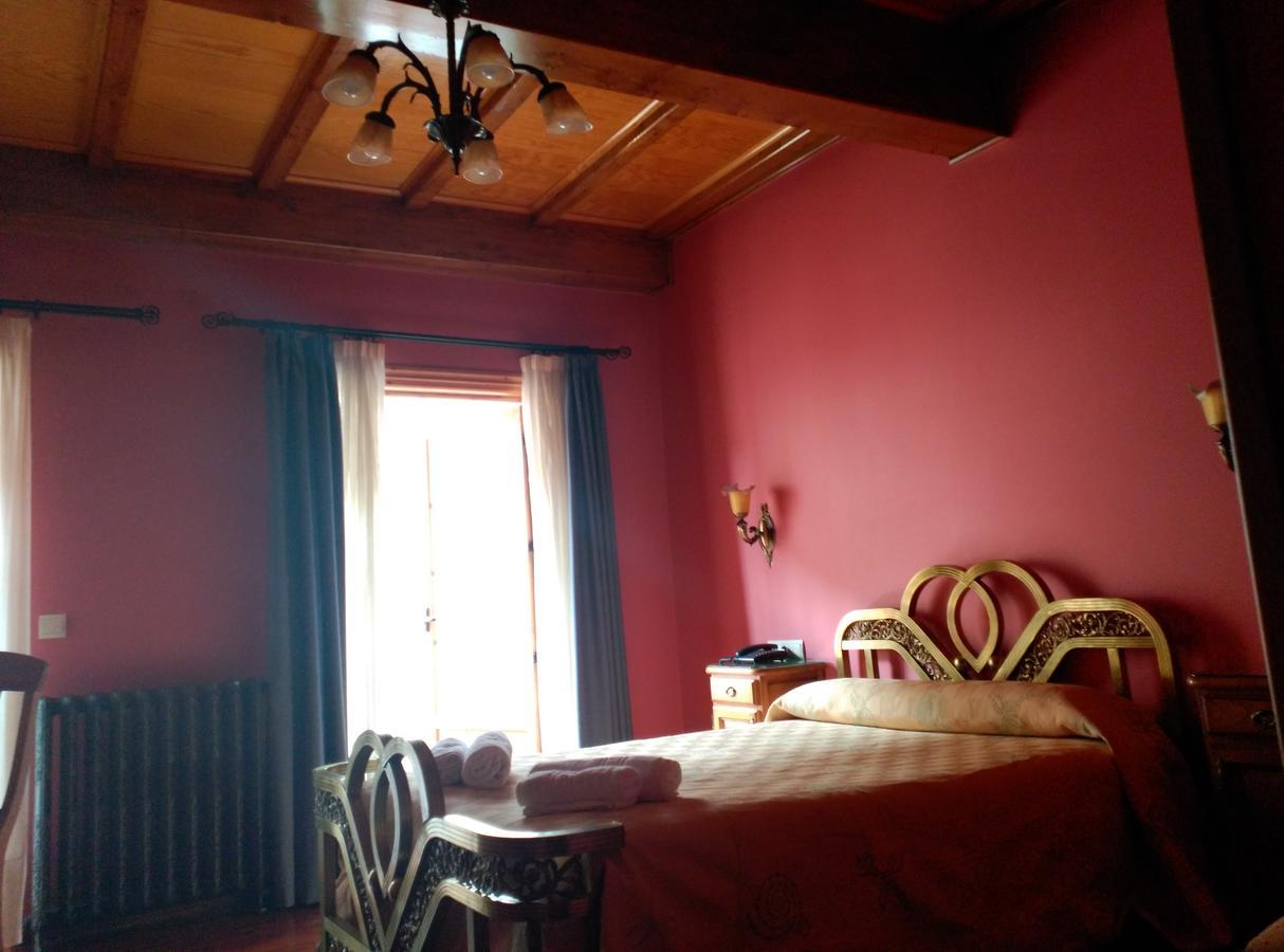 Pico Sacro II Hotel סנטיאגו דה קומפוסטלה מראה חיצוני תמונה